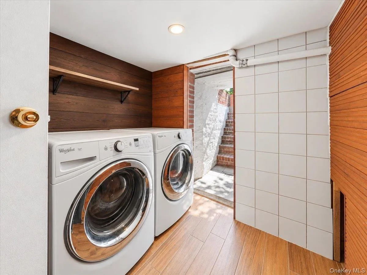 23 Bonta Street, Hempstead, NY, 3 Bedrooms Bedrooms, 6 Rooms Rooms,2 BathroomsBathrooms,Residential,For Rent,Bonta,0,1060080 23 Bonta Street, Hempstead, NY, 3 Bedrooms Bedrooms, 6 Rooms Rooms,2 BathroomsBathrooms,Residential,For Rent,Bonta,0,1060080