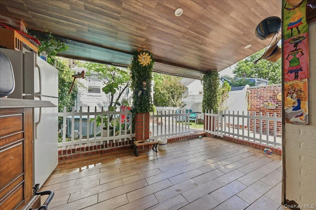 23 Bonta Street, Hempstead, NY, 3 Bedrooms Bedrooms, 6 Rooms Rooms,2 BathroomsBathrooms,Residential,For Rent,Bonta,0,1060080 23 Bonta Street, Hempstead, NY, 3 Bedrooms Bedrooms, 6 Rooms Rooms,2 BathroomsBathrooms,Residential,For Rent,Bonta,0,1060080
