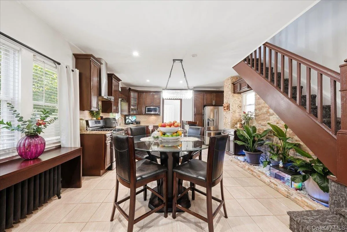 23 Bonta Street, Hempstead, NY, 3 Bedrooms Bedrooms, 6 Rooms Rooms,2 BathroomsBathrooms,Residential,For Rent,Bonta,0,1060080 23 Bonta Street, Hempstead, NY, 3 Bedrooms Bedrooms, 6 Rooms Rooms,2 BathroomsBathrooms,Residential,For Rent,Bonta,0,1060080