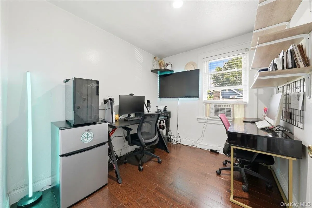 23 Bonta Street, Hempstead, NY, 3 Bedrooms Bedrooms, 6 Rooms Rooms,2 BathroomsBathrooms,Residential,For Rent,Bonta,0,1060080 23 Bonta Street, Hempstead, NY, 3 Bedrooms Bedrooms, 6 Rooms Rooms,2 BathroomsBathrooms,Residential,For Rent,Bonta,0,1060080