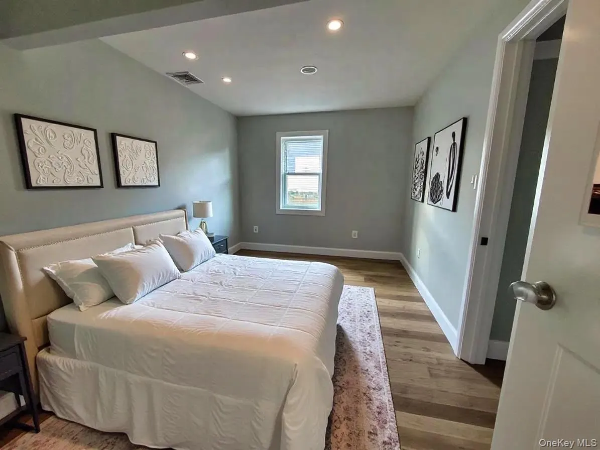 11 45th Street, Babylon, NY, 3 Bedroom Bedrooms, 5 Room Rooms,2 BathroomBathrooms,Residential Lease,For Rent,45th,0,1060081 11 45th Street, Babylon, NY, 3 Bedroom Bedrooms, 5 Room Rooms,2 BathroomBathrooms,Residential Lease,For Rent,45th,0,1060081