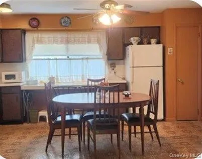 3 Kathleen Court, Thompson, NY, 3 Bedroom Bedrooms, 6 Room Rooms,1 BathroomBathrooms,Residential Lease,For Rent,Kathleen,0,1060085 3 Kathleen Court, Thompson, NY, 3 Bedroom Bedrooms, 6 Room Rooms,1 BathroomBathrooms,Residential Lease,For Rent,Kathleen,0,1060085