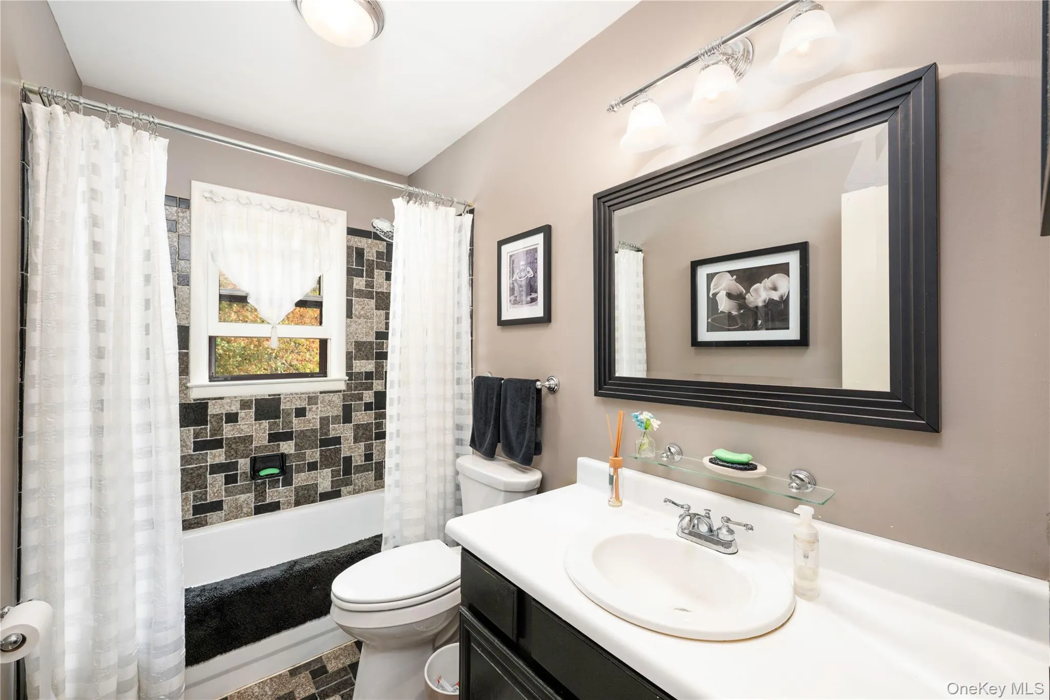 Hall Bathroom Hall Bathroom
