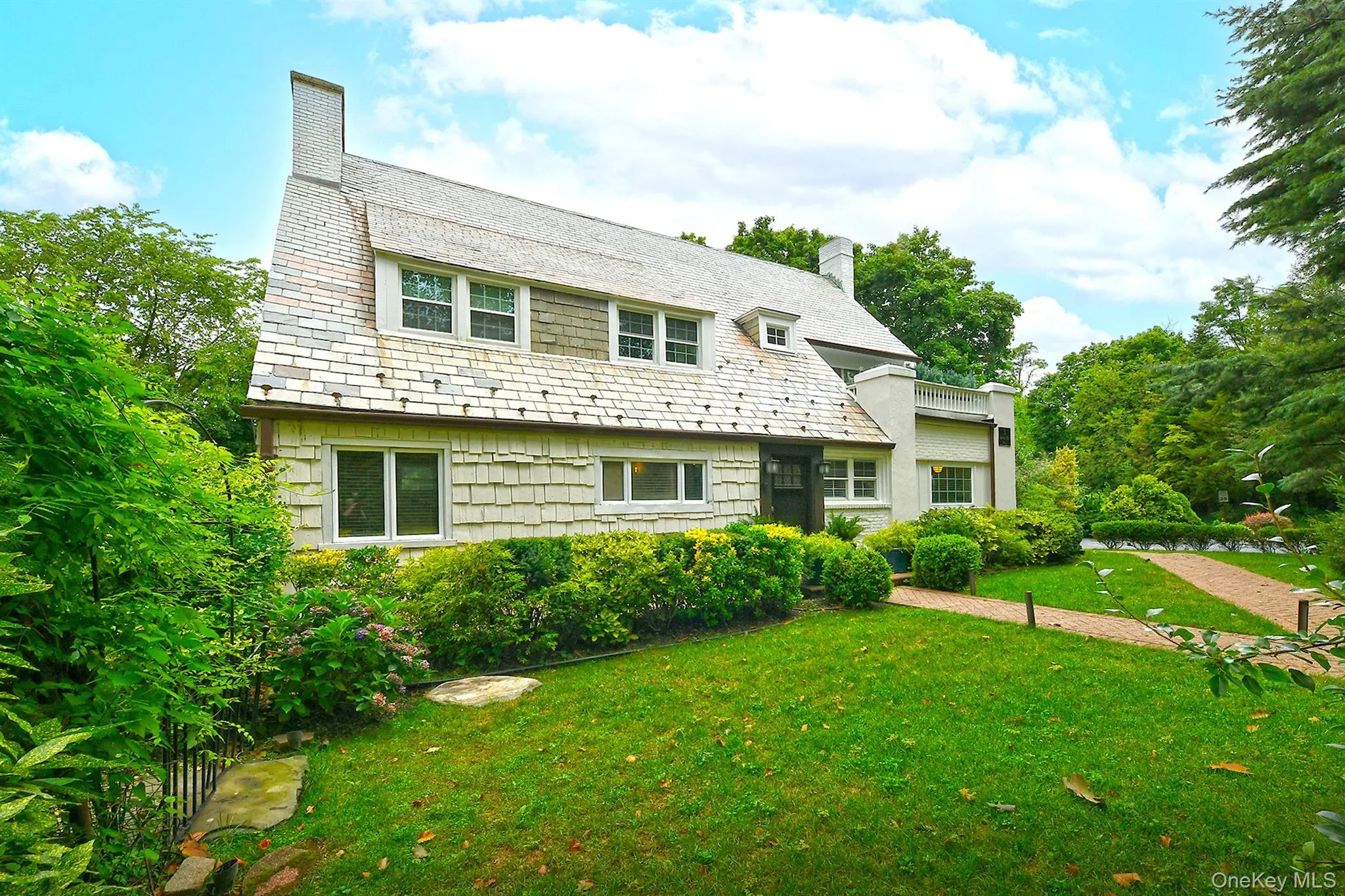 3 Beacon Hill Road, North Hempstead, NY, 4 Bedroom Bedrooms, 8 Room Rooms,3 BathroomBathrooms,Residential Lease,For Rent,Beacon Hill,0,1060087 3 Beacon Hill Road, North Hempstead, NY, 4 Bedroom Bedrooms, 8 Room Rooms,3 BathroomBathrooms,Residential Lease,For Rent,Beacon Hill,0,1060087