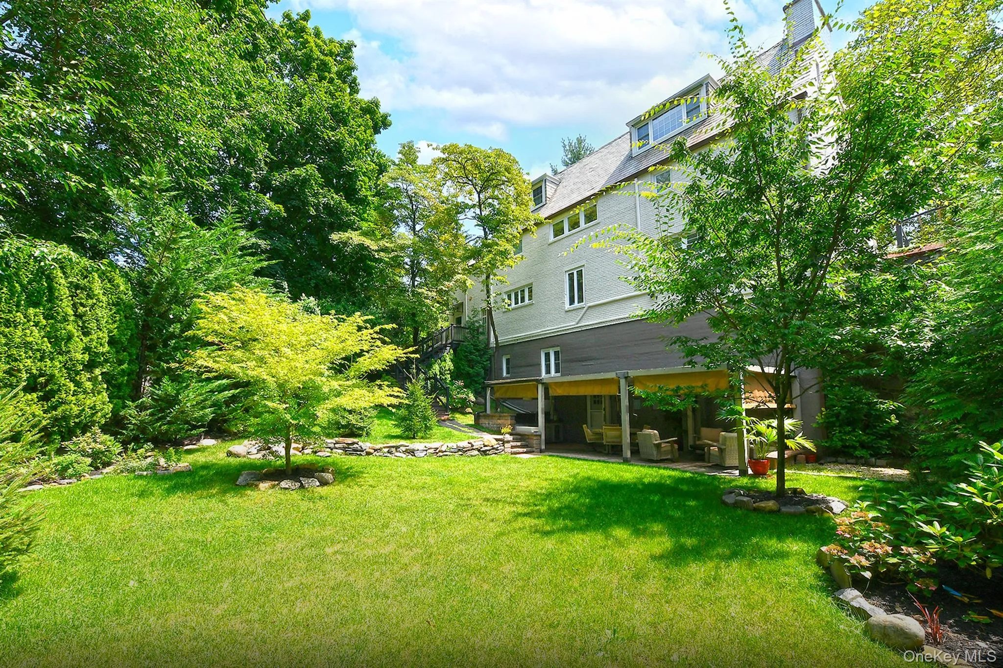 3 Beacon Hill Road, North Hempstead, NY, 4 Bedroom Bedrooms, 8 Room Rooms,3 BathroomBathrooms,Residential Lease,For Rent,Beacon Hill,0,1060087 3 Beacon Hill Road, North Hempstead, NY, 4 Bedroom Bedrooms, 8 Room Rooms,3 BathroomBathrooms,Residential Lease,For Rent,Beacon Hill,0,1060087