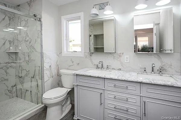 40 The Place, Glen Cove, NY, 3 Bedroom Bedrooms, 6 Room Rooms,2 BathroomBathrooms,Residential Lease,For Rent,The,0,1060091 40 The Place, Glen Cove, NY, 3 Bedroom Bedrooms, 6 Room Rooms,2 BathroomBathrooms,Residential Lease,For Rent,The,0,1060091