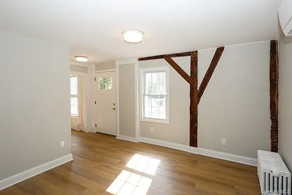 40 The Place, Glen Cove, NY, 3 Bedroom Bedrooms, 6 Room Rooms,2 BathroomBathrooms,Residential Lease,For Rent,The,0,1060091 40 The Place, Glen Cove, NY, 3 Bedroom Bedrooms, 6 Room Rooms,2 BathroomBathrooms,Residential Lease,For Rent,The,0,1060091