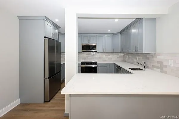 40 The Place, Glen Cove, NY, 3 Bedroom Bedrooms, 6 Room Rooms,2 BathroomBathrooms,Residential Lease,For Rent,The,0,1060091 40 The Place, Glen Cove, NY, 3 Bedroom Bedrooms, 6 Room Rooms,2 BathroomBathrooms,Residential Lease,For Rent,The,0,1060091