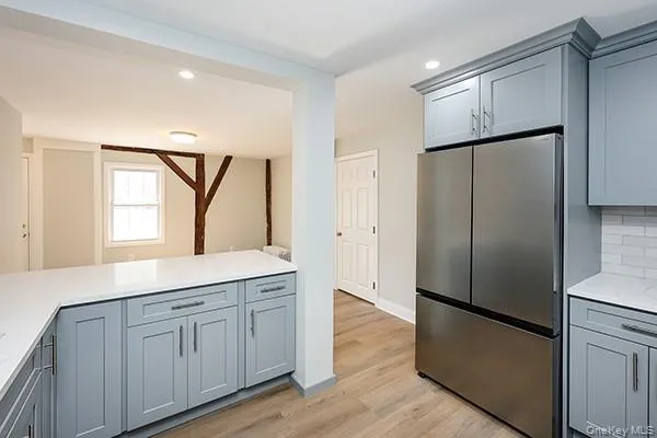 40 The Place, Glen Cove, NY, 3 Bedroom Bedrooms, 6 Room Rooms,2 BathroomBathrooms,Residential Lease,For Rent,The,0,1060091 40 The Place, Glen Cove, NY, 3 Bedroom Bedrooms, 6 Room Rooms,2 BathroomBathrooms,Residential Lease,For Rent,The,0,1060091