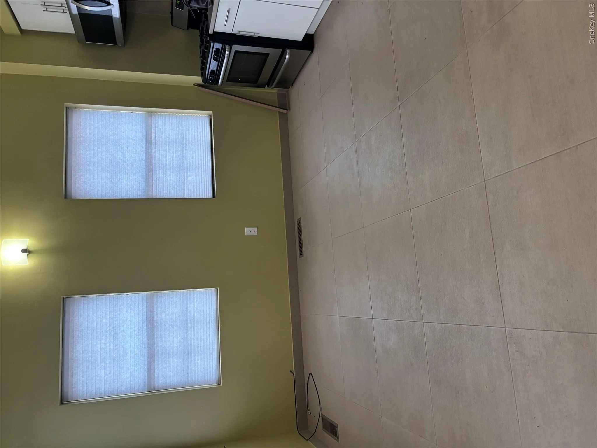 Expansive tiled flooring Expansive tiled flooring