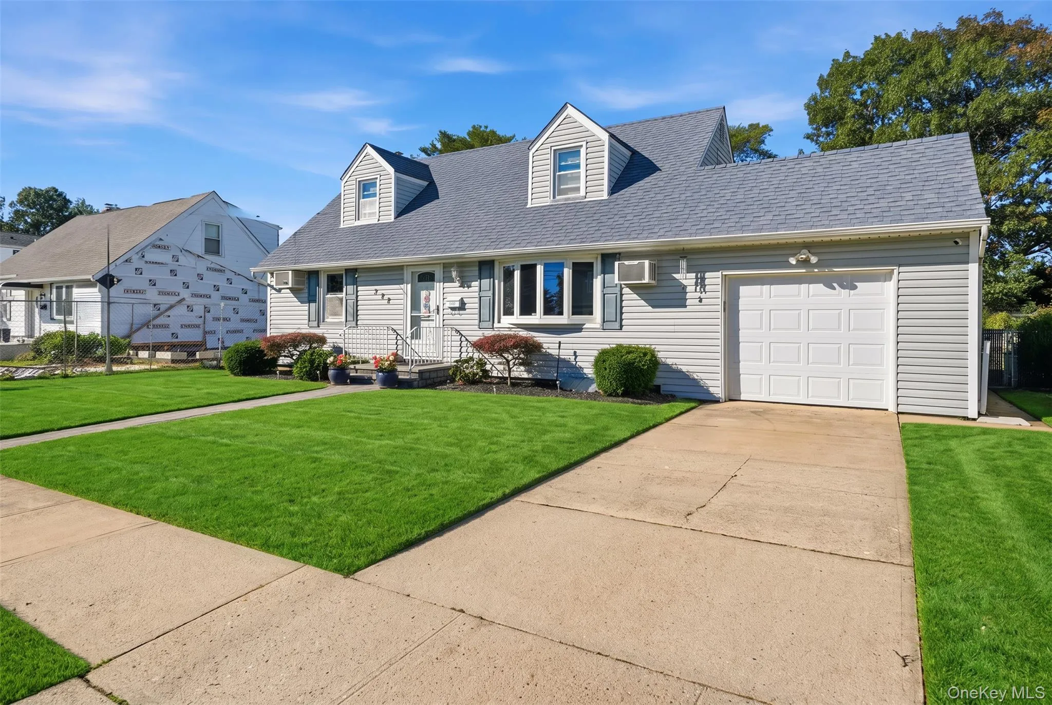 305 Nicholai Street, Oyster Bay, NY, 4 Bedrooms Bedrooms, 7 Rooms Rooms,1 BathroomBathrooms,Residential,For Rent,Nicholai,0,1060113 305 Nicholai Street, Oyster Bay, NY, 4 Bedrooms Bedrooms, 7 Rooms Rooms,1 BathroomBathrooms,Residential,For Rent,Nicholai,0,1060113