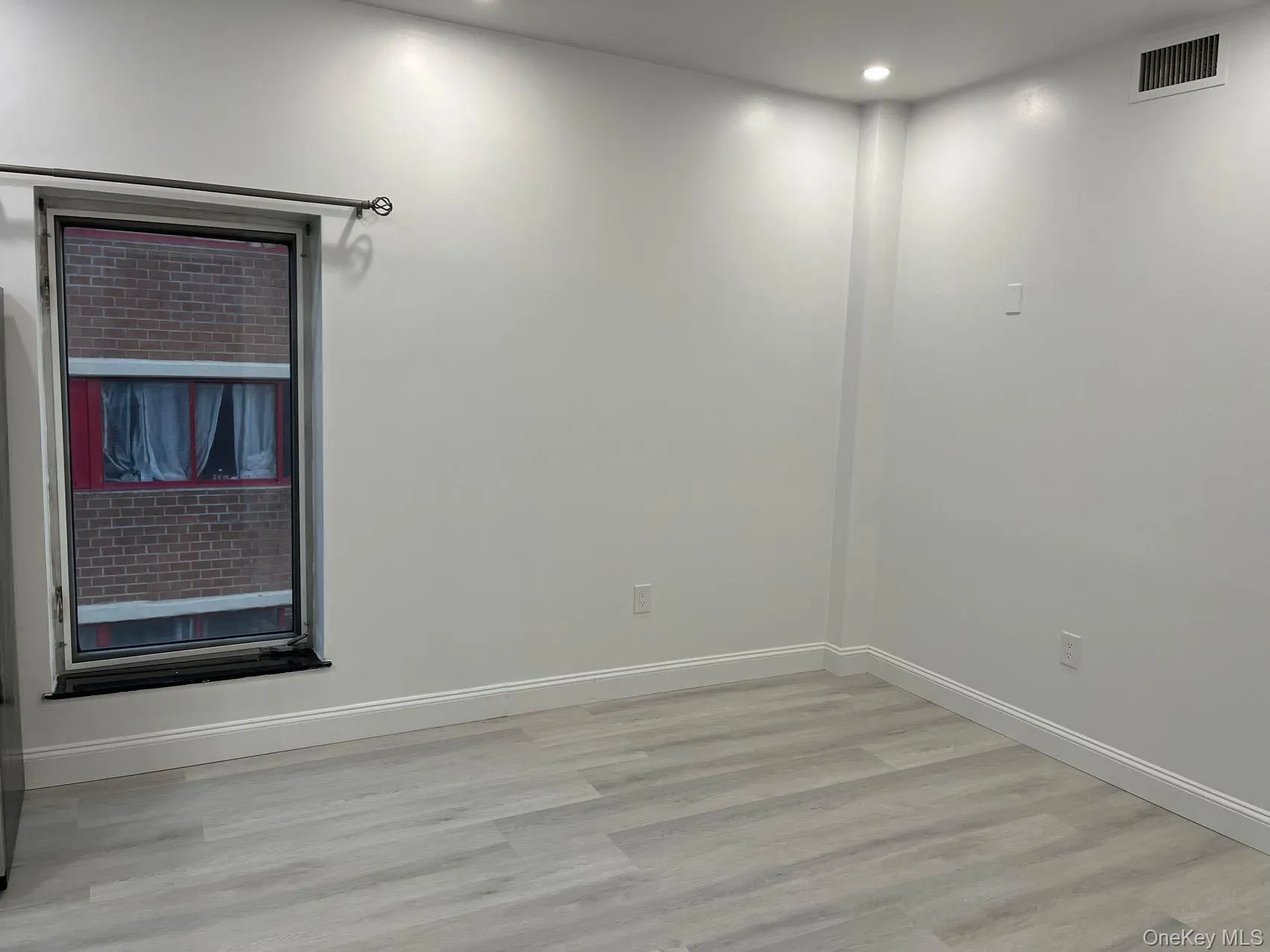 44-46 Market Street, New York, NY, 1 Bedroom Bedrooms, 3 Rooms Rooms,1 BathroomBathrooms,Residential Lease,For Rent,Market,0,1060115 44-46 Market Street, New York, NY, 1 Bedroom Bedrooms, 3 Rooms Rooms,1 BathroomBathrooms,Residential Lease,For Rent,Market,0,1060115