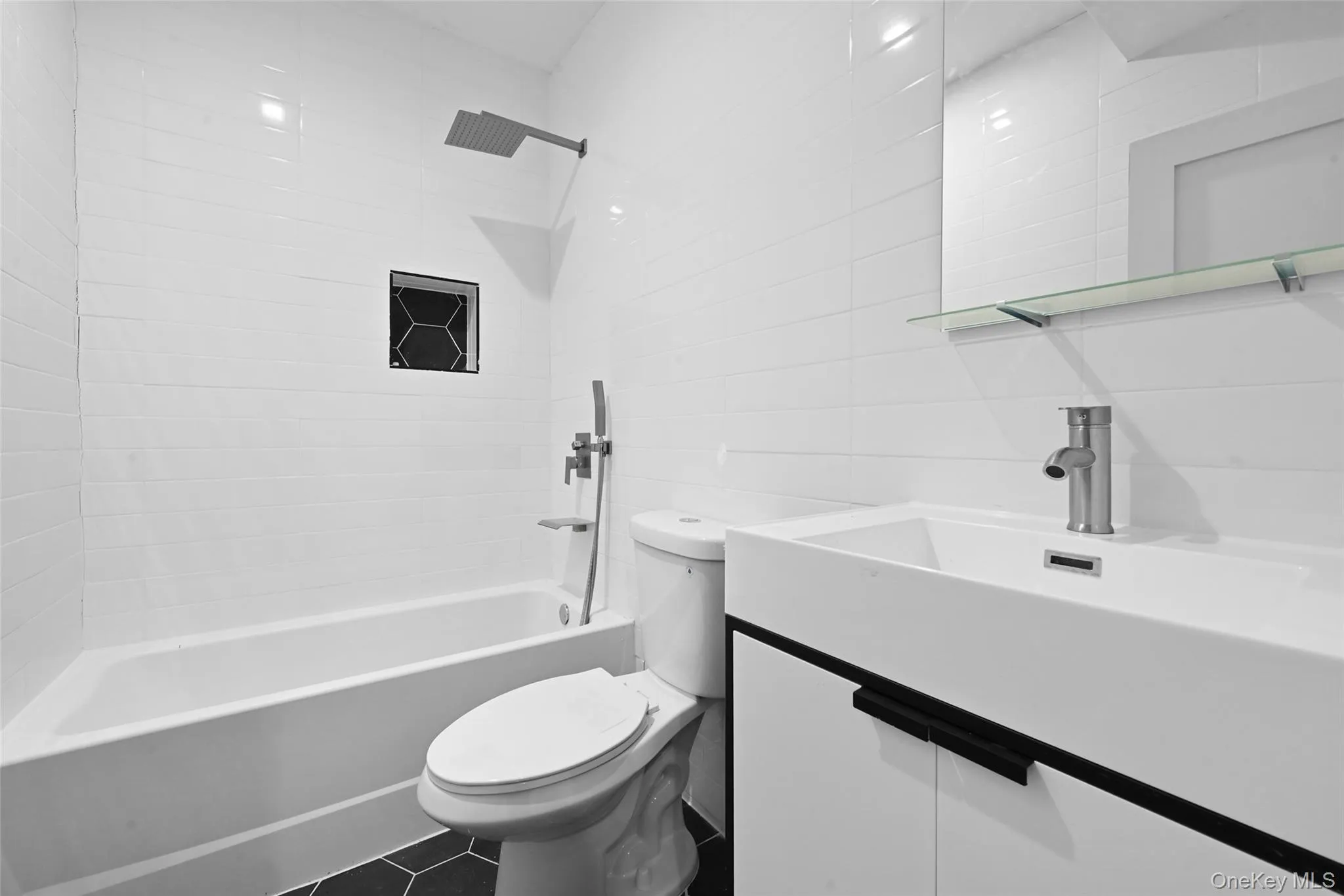 38-24 215th Street, New York, NY, 4 Bedroom Bedrooms, 7 Room Rooms,3 BathroomBathrooms,Residential Lease,For Rent,215th,0,1060116 38-24 215th Street, New York, NY, 4 Bedroom Bedrooms, 7 Room Rooms,3 BathroomBathrooms,Residential Lease,For Rent,215th,0,1060116