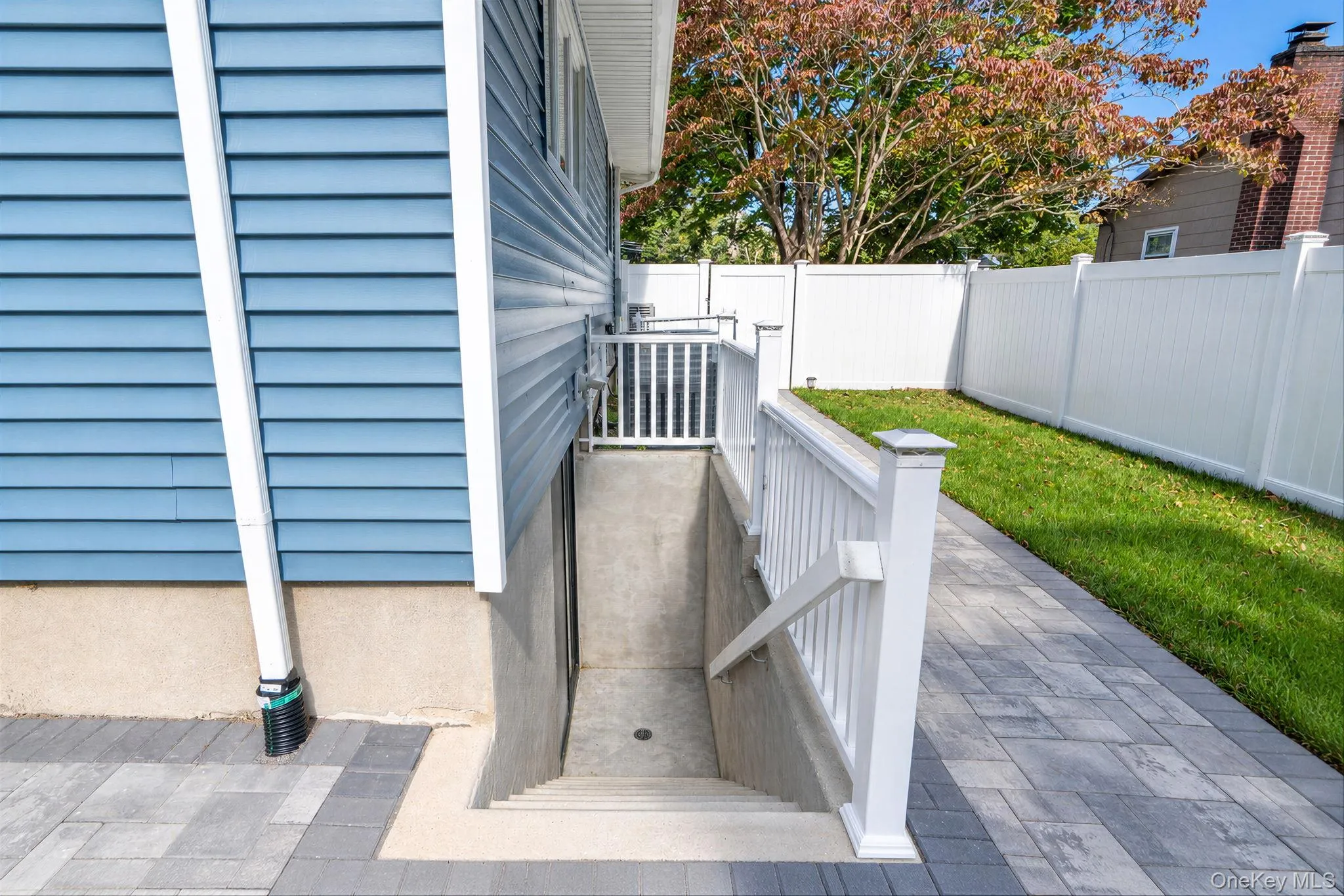 20 Danbury Avenue, Brookhaven, NY, 3 Bedrooms Bedrooms, 8 Rooms Rooms,2 BathroomsBathrooms,Residential,For Rent,Danbury,0,1060121 20 Danbury Avenue, Brookhaven, NY, 3 Bedrooms Bedrooms, 8 Rooms Rooms,2 BathroomsBathrooms,Residential,For Rent,Danbury,0,1060121