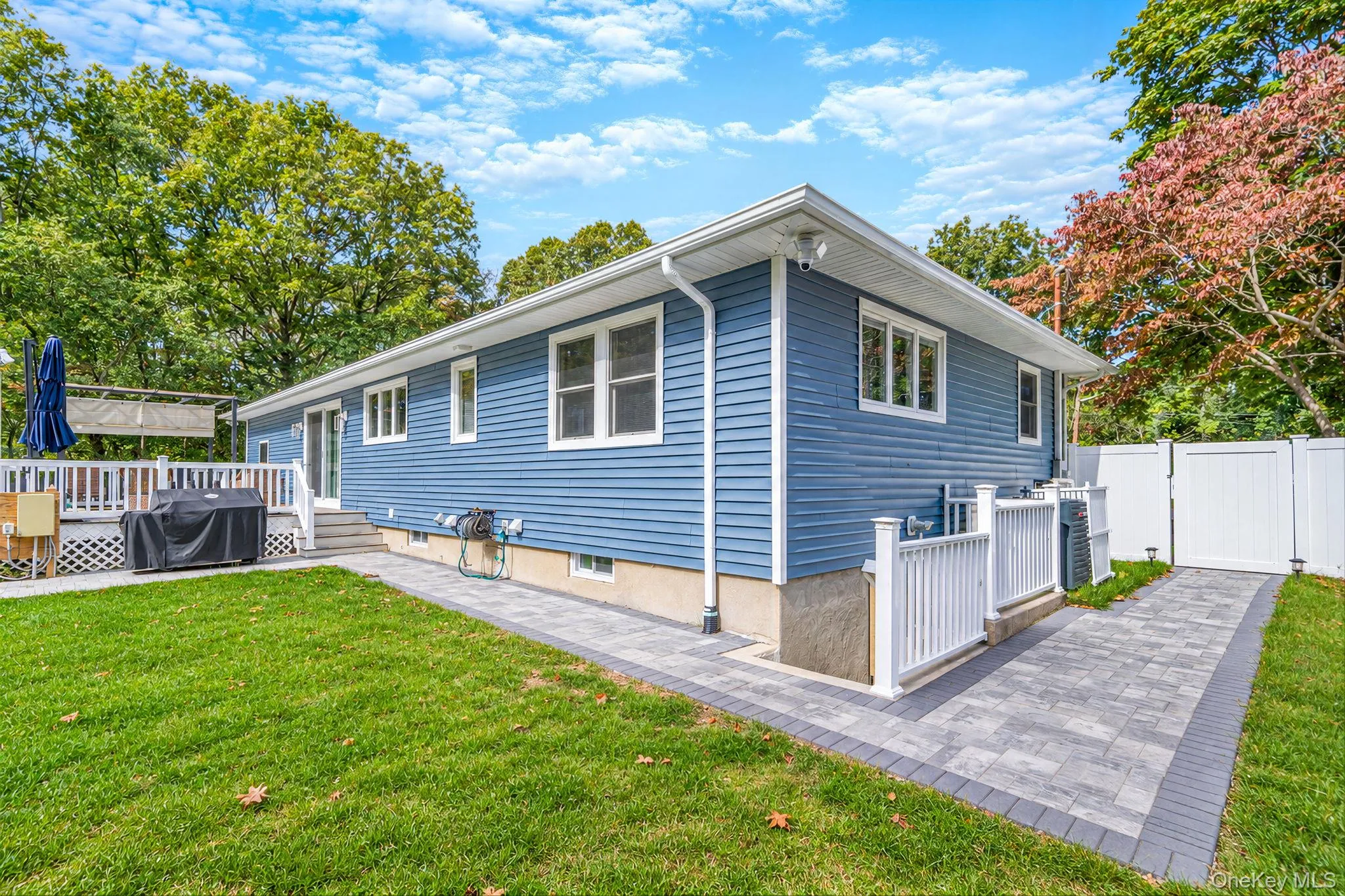 20 Danbury Avenue, Brookhaven, NY, 3 Bedrooms Bedrooms, 8 Rooms Rooms,2 BathroomsBathrooms,Residential,For Rent,Danbury,0,1060121 20 Danbury Avenue, Brookhaven, NY, 3 Bedrooms Bedrooms, 8 Rooms Rooms,2 BathroomsBathrooms,Residential,For Rent,Danbury,0,1060121