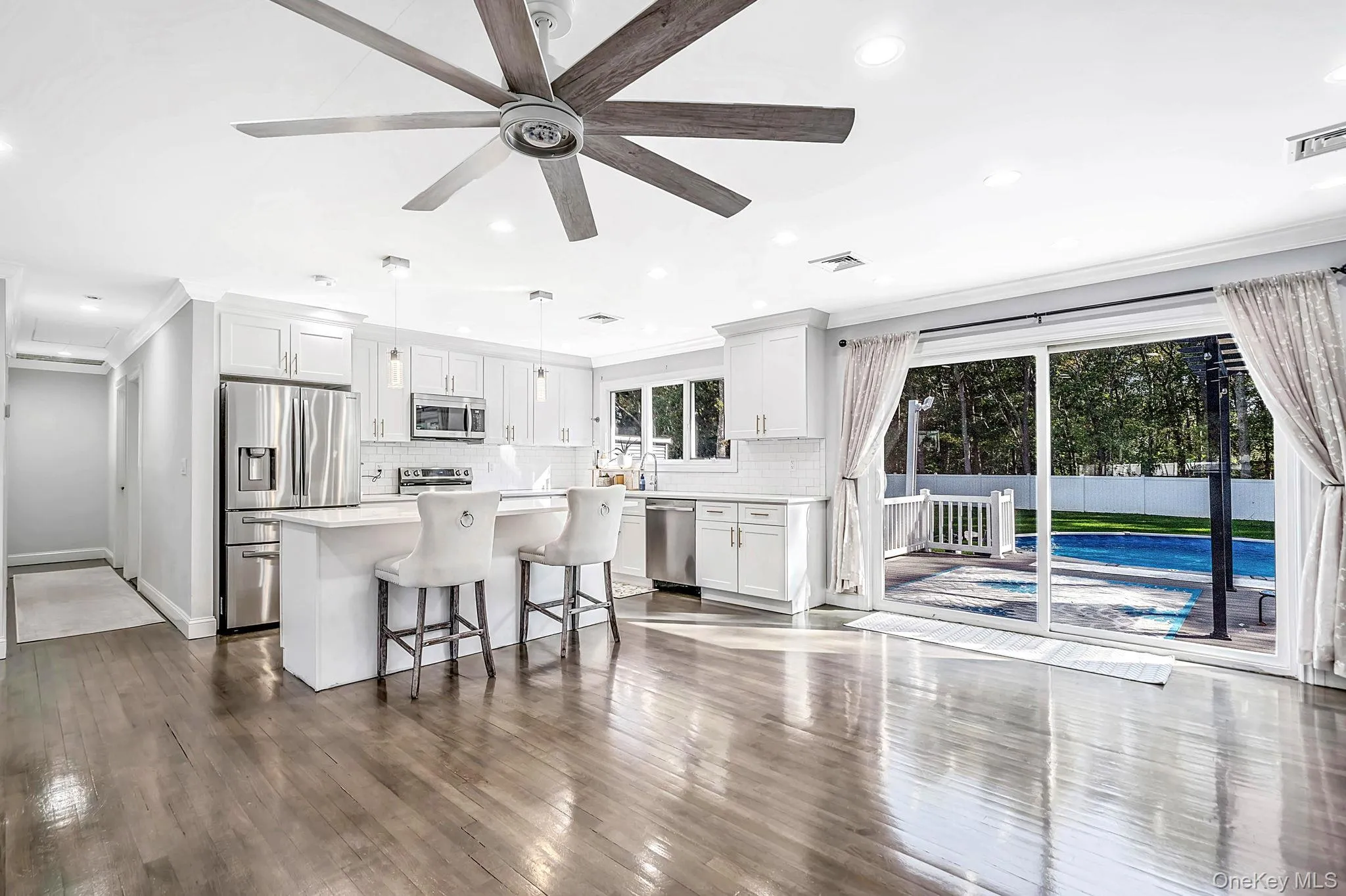 20 Danbury Avenue, Brookhaven, NY, 3 Bedrooms Bedrooms, 8 Rooms Rooms,2 BathroomsBathrooms,Residential,For Rent,Danbury,0,1060121 20 Danbury Avenue, Brookhaven, NY, 3 Bedrooms Bedrooms, 8 Rooms Rooms,2 BathroomsBathrooms,Residential,For Rent,Danbury,0,1060121