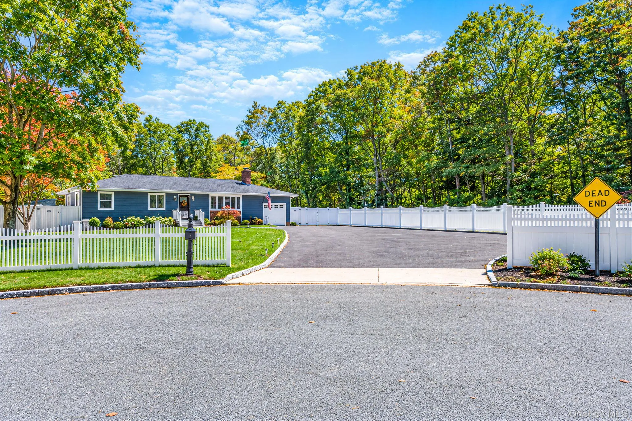 20 Danbury Avenue, Brookhaven, NY, 3 Bedrooms Bedrooms, 8 Rooms Rooms,2 BathroomsBathrooms,Residential,For Rent,Danbury,0,1060121 20 Danbury Avenue, Brookhaven, NY, 3 Bedrooms Bedrooms, 8 Rooms Rooms,2 BathroomsBathrooms,Residential,For Rent,Danbury,0,1060121