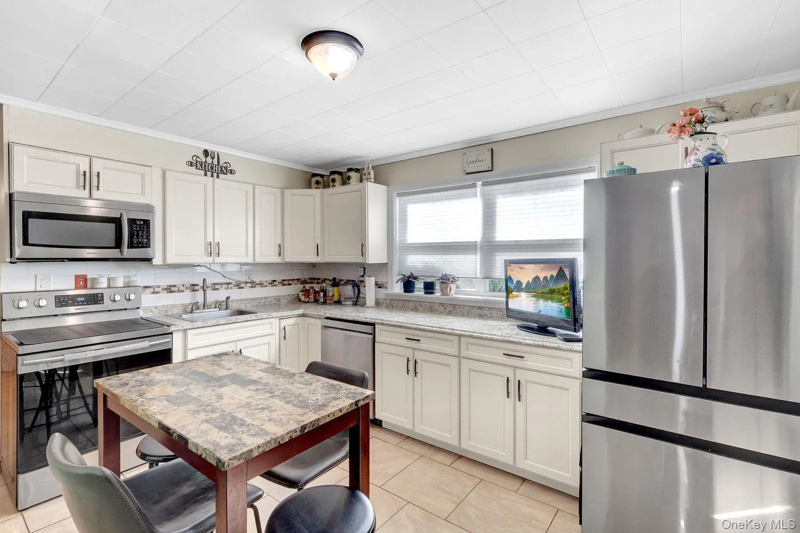 53 Spindle Road, Oyster Bay, NY, 4 Bedrooms Bedrooms, 6 Rooms Rooms,1 BathroomBathrooms,Residential,For Rent,Spindle,0,1060126 53 Spindle Road, Oyster Bay, NY, 4 Bedrooms Bedrooms, 6 Rooms Rooms,1 BathroomBathrooms,Residential,For Rent,Spindle,0,1060126