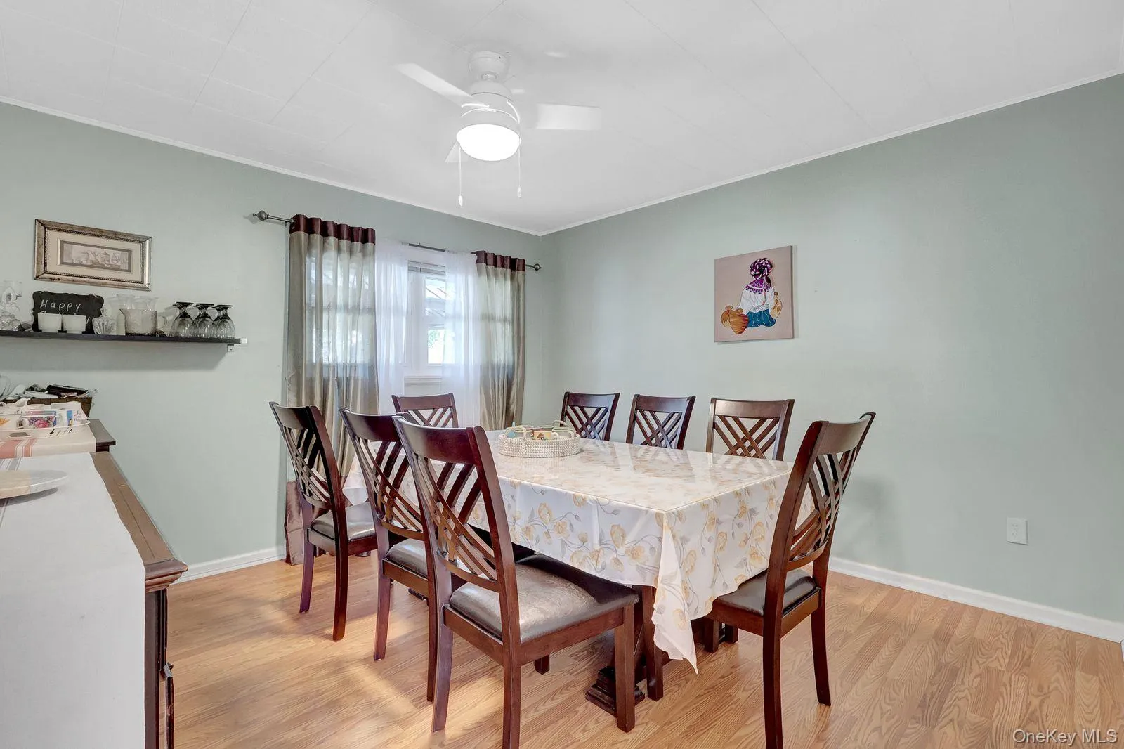 First Floor bedroom currently being used as a formal dining First Floor bedroom currently being used as a formal dining