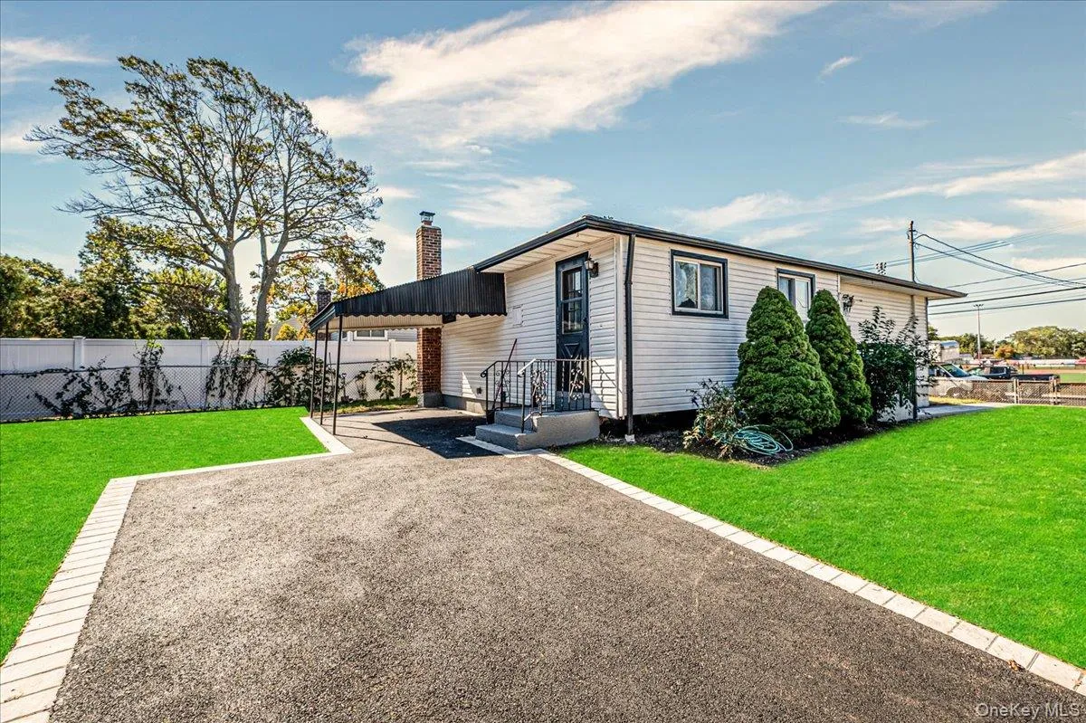 53 1st, Babylon, NY, 3 Bedrooms Bedrooms, 7 Rooms Rooms,1 BathroomBathrooms,Residential,For Rent,1st,0,1060142 53 1st, Babylon, NY, 3 Bedrooms Bedrooms, 7 Rooms Rooms,1 BathroomBathrooms,Residential,For Rent,1st,0,1060142