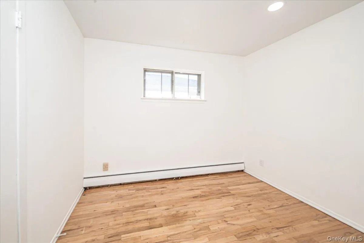 53 1st, Babylon, NY, 3 Bedrooms Bedrooms, 7 Rooms Rooms,1 BathroomBathrooms,Residential,For Rent,1st,0,1060142 53 1st, Babylon, NY, 3 Bedrooms Bedrooms, 7 Rooms Rooms,1 BathroomBathrooms,Residential,For Rent,1st,0,1060142