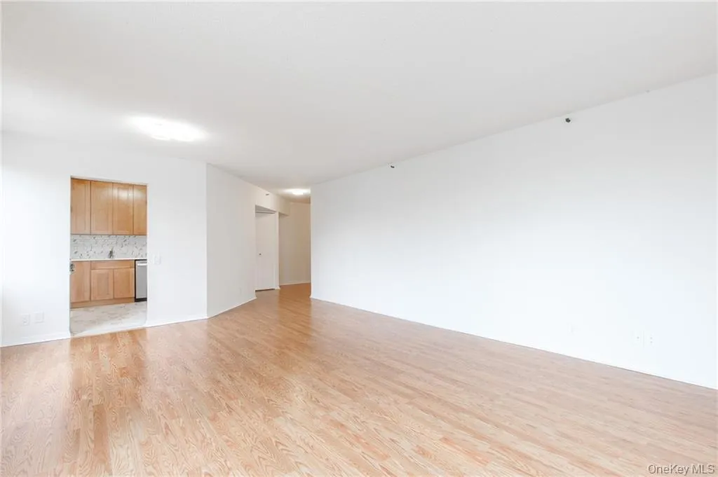 10 Cottage Place, White Plains, NY, 2 Bedroom Bedrooms, 5 Room Rooms,2 BathroomBathrooms,Residential Lease,For Rent,Cottage,0,1060146 10 Cottage Place, White Plains, NY, 2 Bedroom Bedrooms, 5 Room Rooms,2 BathroomBathrooms,Residential Lease,For Rent,Cottage,0,1060146