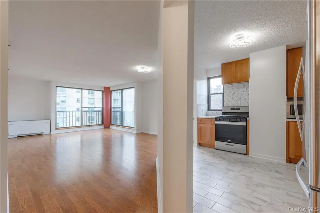 10 Cottage Place, White Plains, NY, 2 Bedroom Bedrooms, 5 Room Rooms,2 BathroomBathrooms,Residential Lease,For Rent,Cottage,0,1060146 10 Cottage Place, White Plains, NY, 2 Bedroom Bedrooms, 5 Room Rooms,2 BathroomBathrooms,Residential Lease,For Rent,Cottage,0,1060146