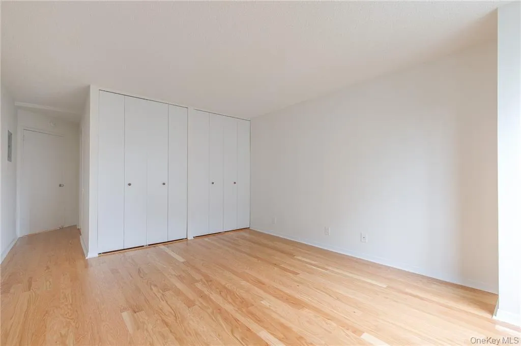 10 Cottage Place, White Plains, NY, 2 Bedroom Bedrooms, 5 Room Rooms,2 BathroomBathrooms,Residential Lease,For Rent,Cottage,0,1060146 10 Cottage Place, White Plains, NY, 2 Bedroom Bedrooms, 5 Room Rooms,2 BathroomBathrooms,Residential Lease,For Rent,Cottage,0,1060146