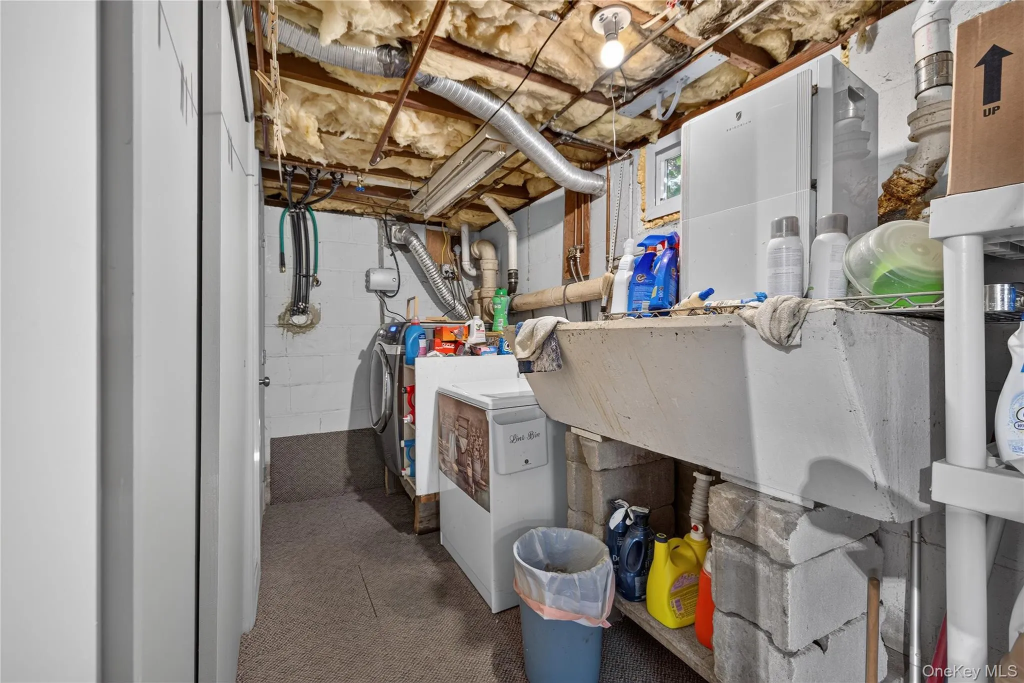 69 Robert Street, Brookhaven, NY, 3 Bedrooms Bedrooms, 6 Rooms Rooms,3 BathroomsBathrooms,Residential,For Rent,Robert,0,1060147 69 Robert Street, Brookhaven, NY, 3 Bedrooms Bedrooms, 6 Rooms Rooms,3 BathroomsBathrooms,Residential,For Rent,Robert,0,1060147