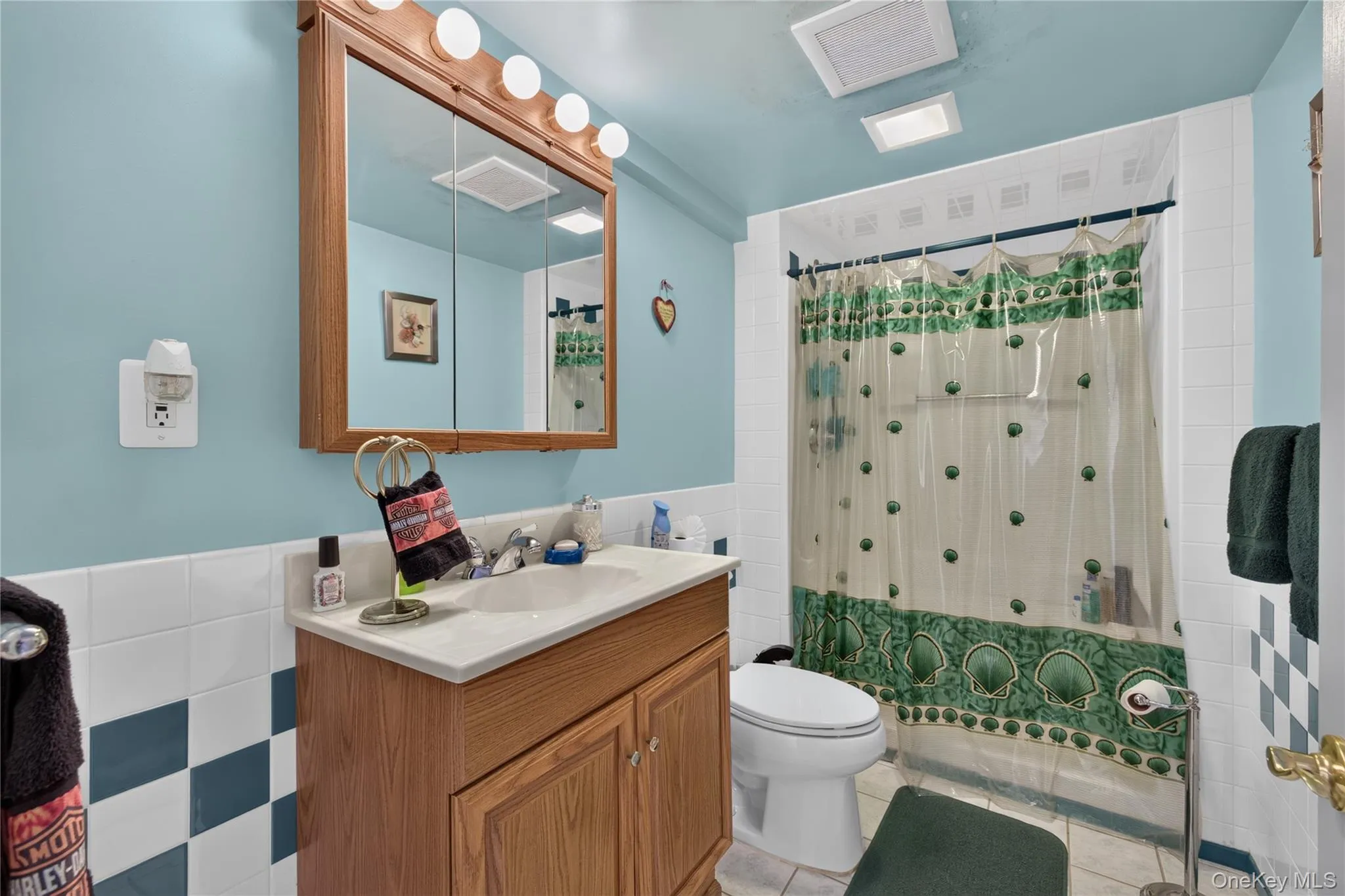 69 Robert Street, Brookhaven, NY, 3 Bedrooms Bedrooms, 6 Rooms Rooms,3 BathroomsBathrooms,Residential,For Rent,Robert,0,1060147 69 Robert Street, Brookhaven, NY, 3 Bedrooms Bedrooms, 6 Rooms Rooms,3 BathroomsBathrooms,Residential,For Rent,Robert,0,1060147