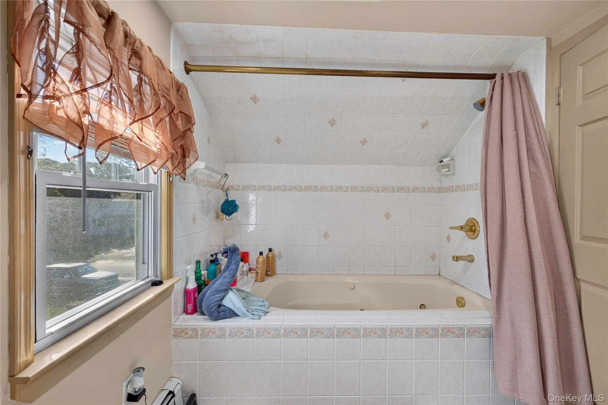 69 Robert Street, Brookhaven, NY, 3 Bedrooms Bedrooms, 6 Rooms Rooms,3 BathroomsBathrooms,Residential,For Rent,Robert,0,1060147 69 Robert Street, Brookhaven, NY, 3 Bedrooms Bedrooms, 6 Rooms Rooms,3 BathroomsBathrooms,Residential,For Rent,Robert,0,1060147