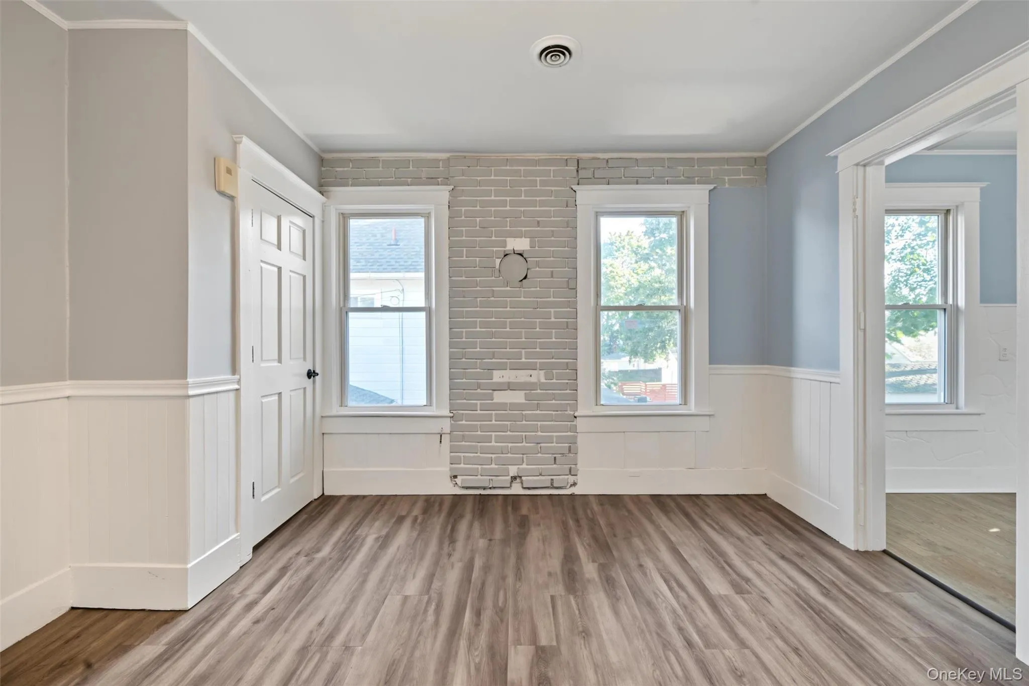 18 Chestnut Street, Middletown, NY, 2 Bedroom Bedrooms, 5 Room Rooms,1 BathroomBathrooms,Residential Lease,For Rent,Chestnut,0,1060150 18 Chestnut Street, Middletown, NY, 2 Bedroom Bedrooms, 5 Room Rooms,1 BathroomBathrooms,Residential Lease,For Rent,Chestnut,0,1060150