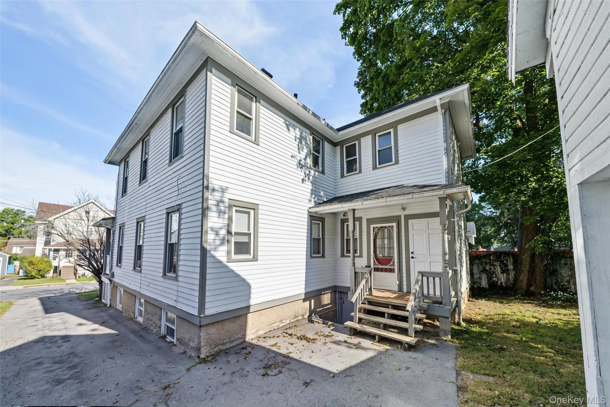 18 Chestnut Street, Middletown, NY, 2 Bedroom Bedrooms, 5 Room Rooms,1 BathroomBathrooms,Residential Lease,For Rent,Chestnut,0,1060150 18 Chestnut Street, Middletown, NY, 2 Bedroom Bedrooms, 5 Room Rooms,1 BathroomBathrooms,Residential Lease,For Rent,Chestnut,0,1060150