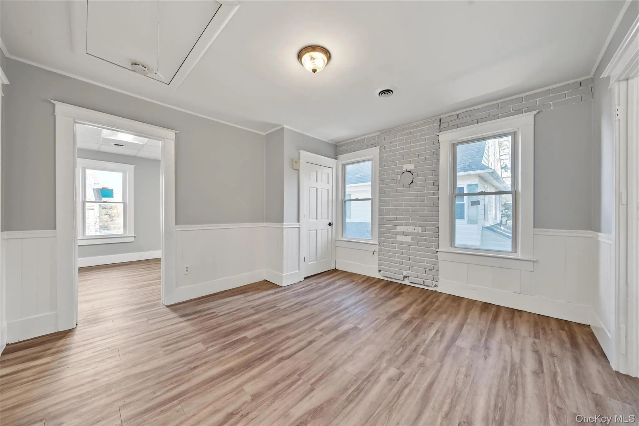 18 Chestnut Street, Middletown, NY, 2 Bedroom Bedrooms, 5 Room Rooms,1 BathroomBathrooms,Residential Lease,For Rent,Chestnut,0,1060150 18 Chestnut Street, Middletown, NY, 2 Bedroom Bedrooms, 5 Room Rooms,1 BathroomBathrooms,Residential Lease,For Rent,Chestnut,0,1060150