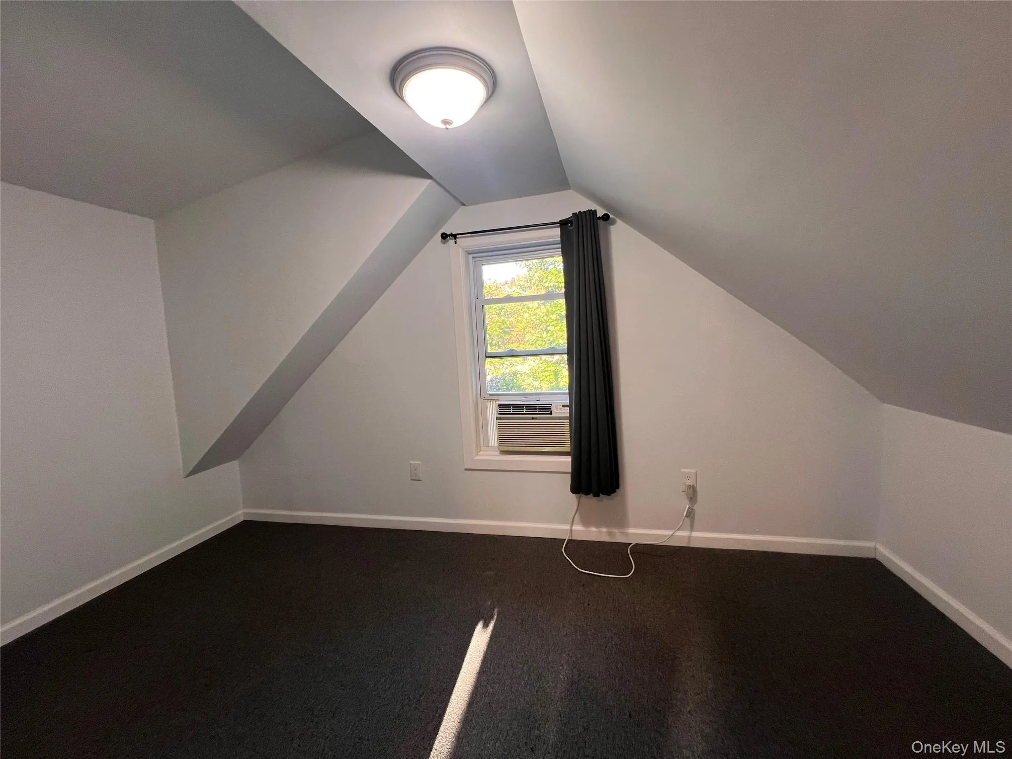 Upstairs Bedroom 4 Upstairs Bedroom 4