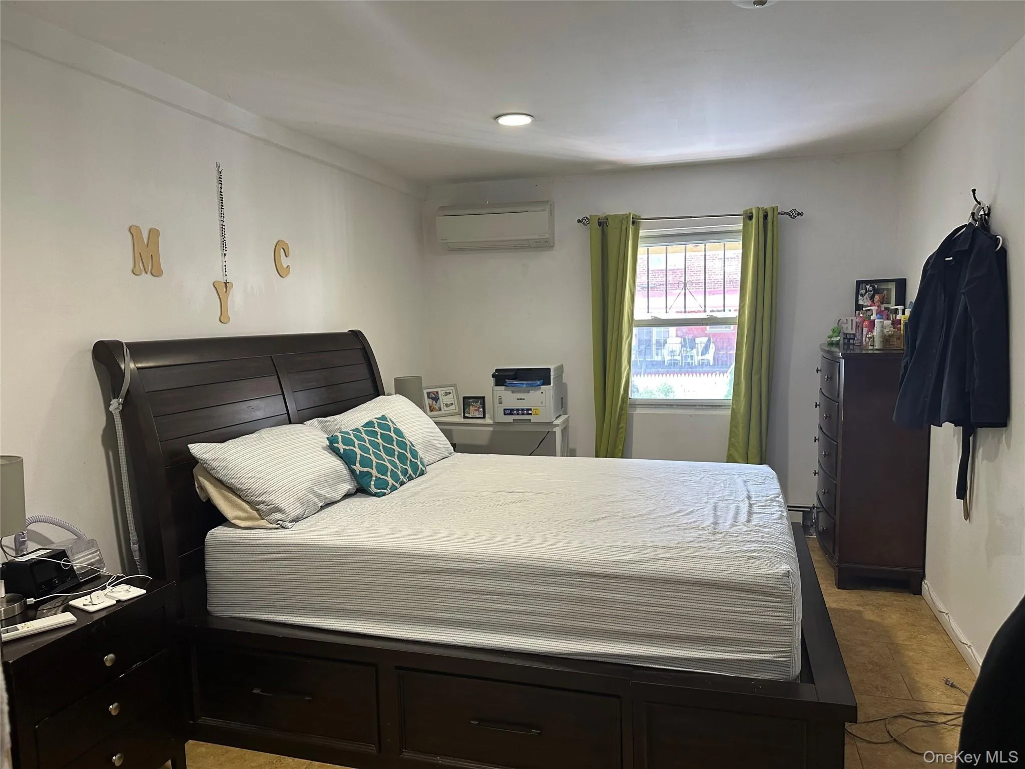 3933 Wilder Avenue, New York, NY, 3 Bedrooms Bedrooms, 8 Rooms Rooms,2 BathroomsBathrooms,Residential Lease,For Rent,Wilder,0,1060161 3933 Wilder Avenue, New York, NY, 3 Bedrooms Bedrooms, 8 Rooms Rooms,2 BathroomsBathrooms,Residential Lease,For Rent,Wilder,0,1060161