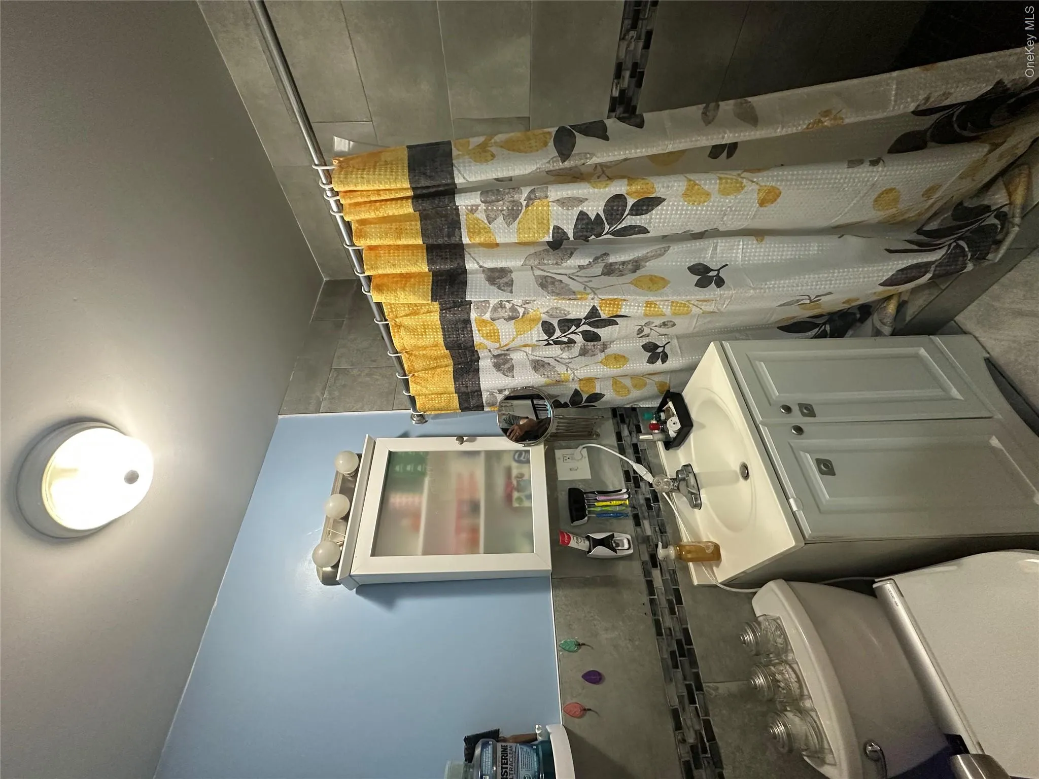 3933 Wilder Avenue, New York, NY, 3 Bedrooms Bedrooms, 8 Rooms Rooms,2 BathroomsBathrooms,Residential Lease,For Rent,Wilder,0,1060161 3933 Wilder Avenue, New York, NY, 3 Bedrooms Bedrooms, 8 Rooms Rooms,2 BathroomsBathrooms,Residential Lease,For Rent,Wilder,0,1060161