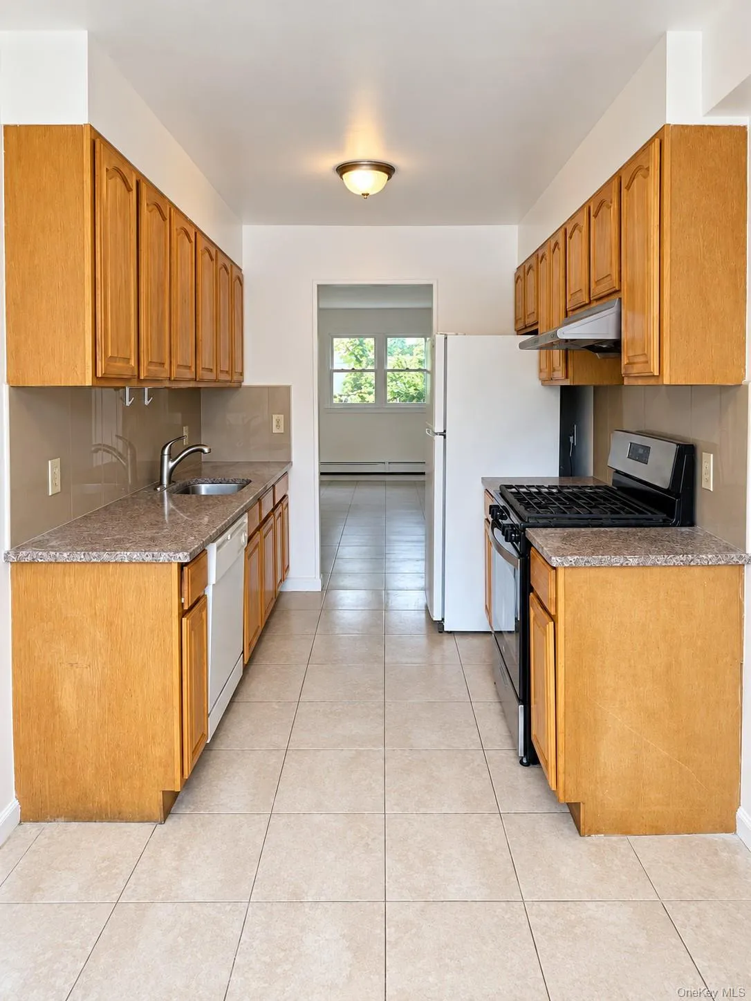 30 Chaucer Courts, Wallkill, NY, 3 Bedroom Bedrooms, 5 Room Rooms,1 BathroomBathrooms,Residential Lease,For Rent,Chaucer,0,1060162 30 Chaucer Courts, Wallkill, NY, 3 Bedroom Bedrooms, 5 Room Rooms,1 BathroomBathrooms,Residential Lease,For Rent,Chaucer,0,1060162