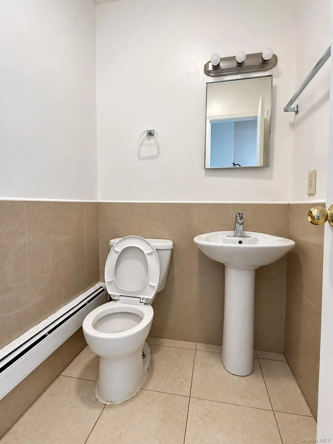 30 Chaucer Courts, Wallkill, NY, 3 Bedroom Bedrooms, 5 Room Rooms,1 BathroomBathrooms,Residential Lease,For Rent,Chaucer,0,1060162 30 Chaucer Courts, Wallkill, NY, 3 Bedroom Bedrooms, 5 Room Rooms,1 BathroomBathrooms,Residential Lease,For Rent,Chaucer,0,1060162