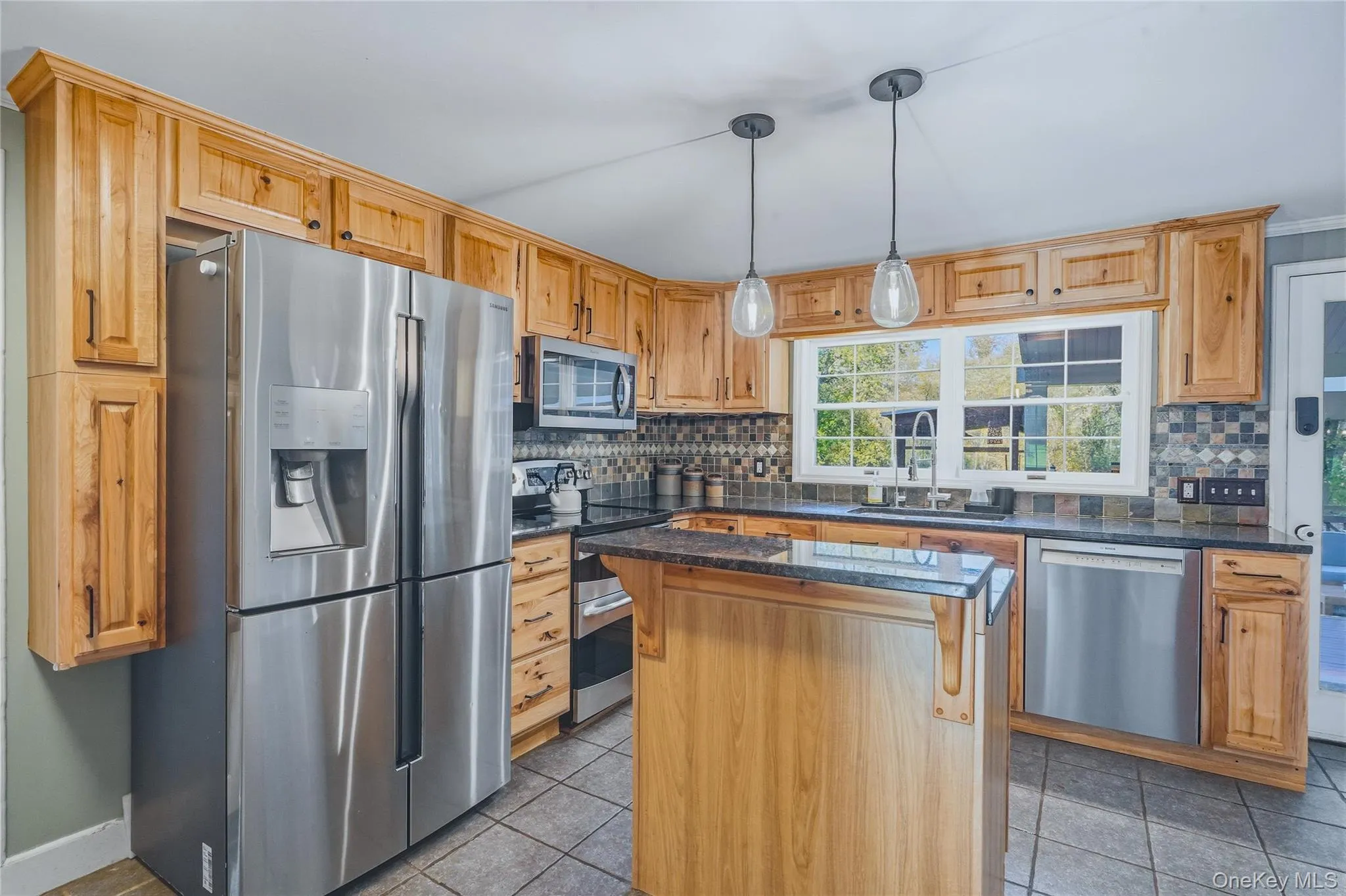 30 Lomala Road, East Fishkill, NY, 3 Bedrooms Bedrooms, 8 Rooms Rooms,2 BathroomsBathrooms,Residential,For Rent,Lomala,0,1060166 30 Lomala Road, East Fishkill, NY, 3 Bedrooms Bedrooms, 8 Rooms Rooms,2 BathroomsBathrooms,Residential,For Rent,Lomala,0,1060166