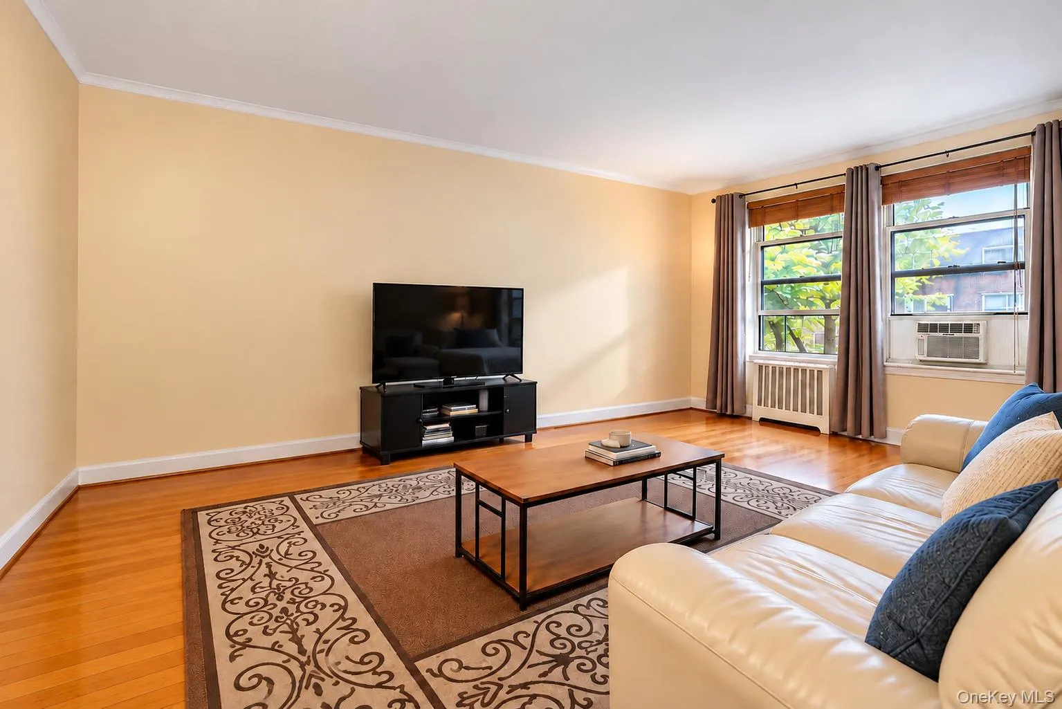 67-66 108 Street, New York, NY, 1 Bedroom Bedrooms, 4 Rooms Rooms,1 BathroomBathrooms,Residential,For Rent,108 Street,0,1060168 67-66 108 Street, New York, NY, 1 Bedroom Bedrooms, 4 Rooms Rooms,1 BathroomBathrooms,Residential,For Rent,108 Street,0,1060168