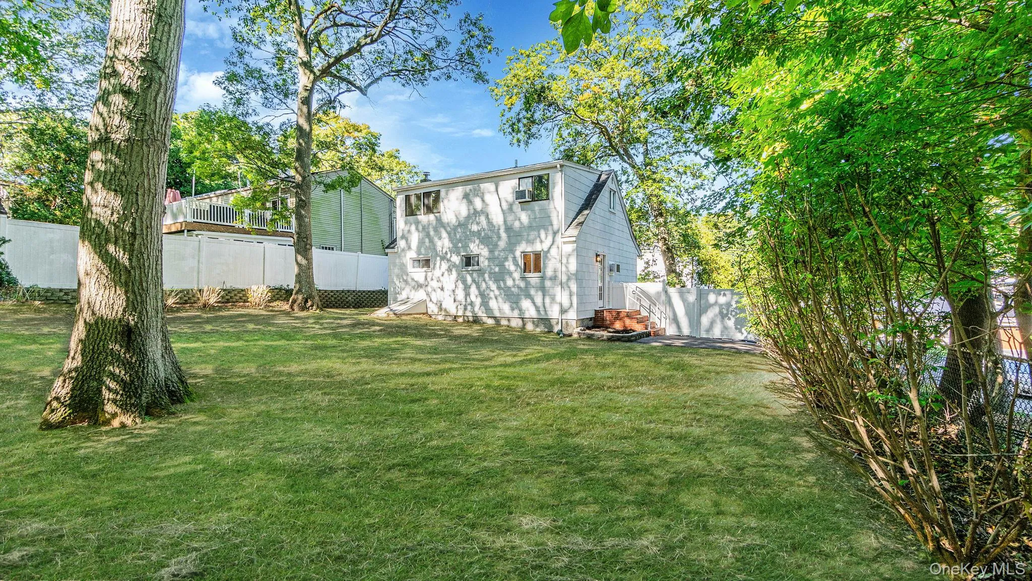 370 Boulder Street, Islip, NY, 3 Bedrooms Bedrooms, 7 Rooms Rooms,2 BathroomsBathrooms,Residential,For Rent,Boulder,0,1060169 370 Boulder Street, Islip, NY, 3 Bedrooms Bedrooms, 7 Rooms Rooms,2 BathroomsBathrooms,Residential,For Rent,Boulder,0,1060169
