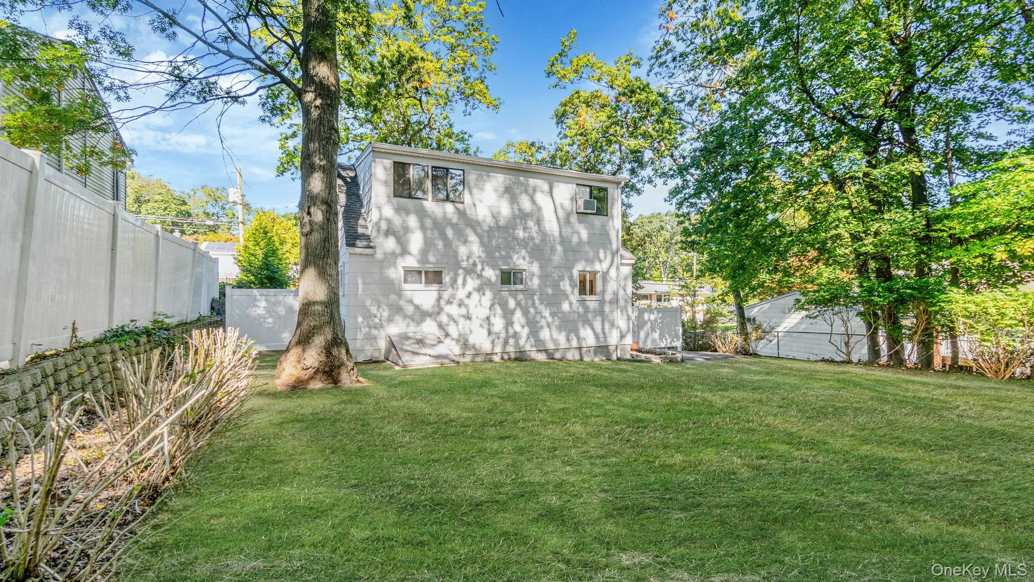 370 Boulder Street, Islip, NY, 3 Bedrooms Bedrooms, 7 Rooms Rooms,2 BathroomsBathrooms,Residential,For Rent,Boulder,0,1060169 370 Boulder Street, Islip, NY, 3 Bedrooms Bedrooms, 7 Rooms Rooms,2 BathroomsBathrooms,Residential,For Rent,Boulder,0,1060169