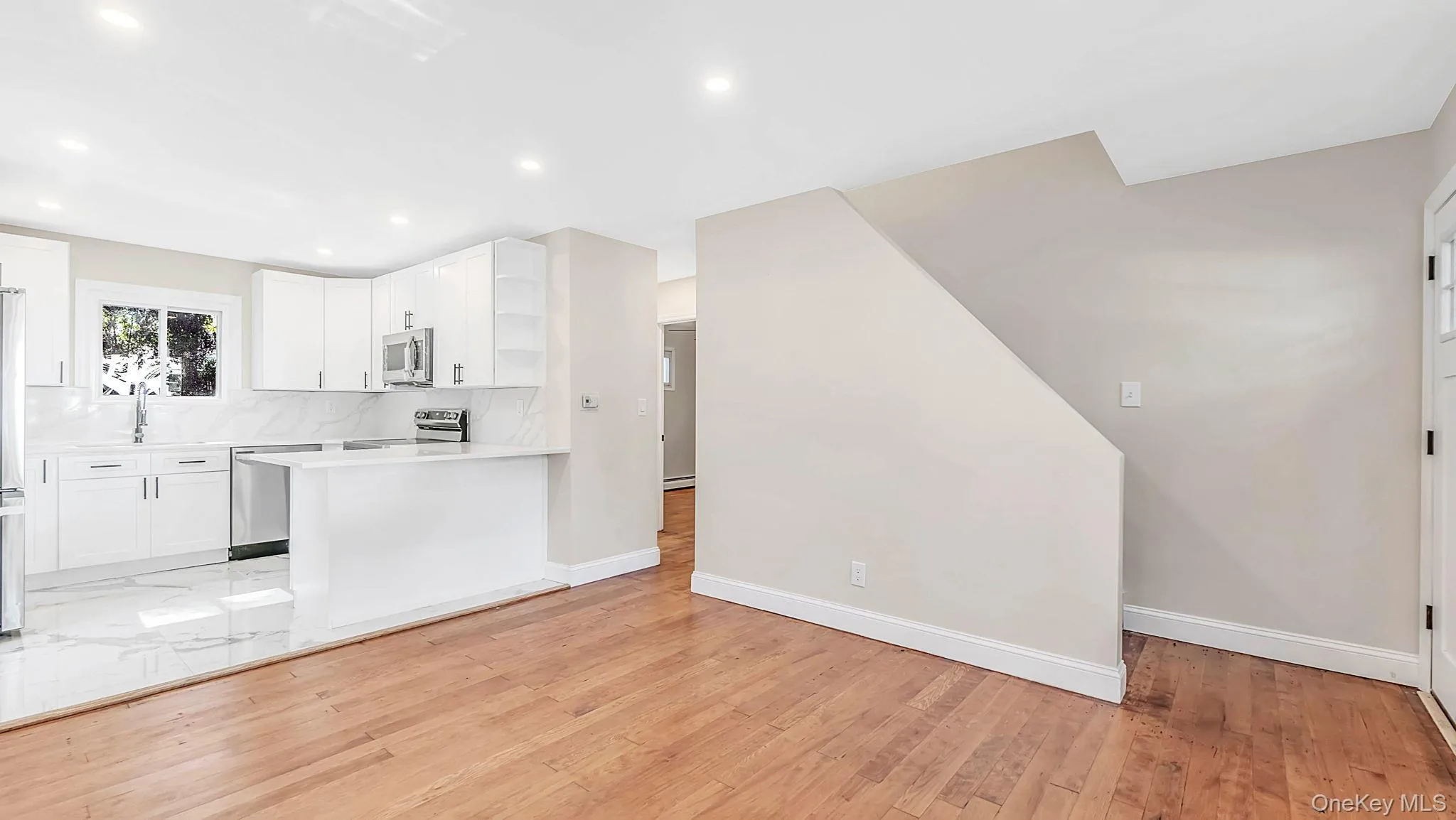 370 Boulder Street, Islip, NY, 3 Bedrooms Bedrooms, 7 Rooms Rooms,2 BathroomsBathrooms,Residential,For Rent,Boulder,0,1060169 370 Boulder Street, Islip, NY, 3 Bedrooms Bedrooms, 7 Rooms Rooms,2 BathroomsBathrooms,Residential,For Rent,Boulder,0,1060169