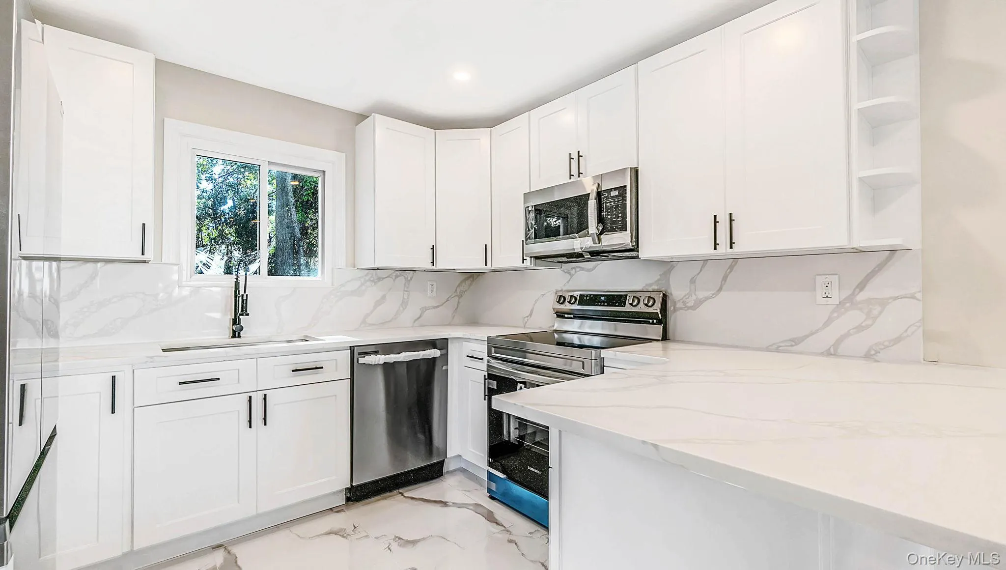 370 Boulder Street, Islip, NY, 3 Bedrooms Bedrooms, 7 Rooms Rooms,2 BathroomsBathrooms,Residential,For Rent,Boulder,0,1060169 370 Boulder Street, Islip, NY, 3 Bedrooms Bedrooms, 7 Rooms Rooms,2 BathroomsBathrooms,Residential,For Rent,Boulder,0,1060169