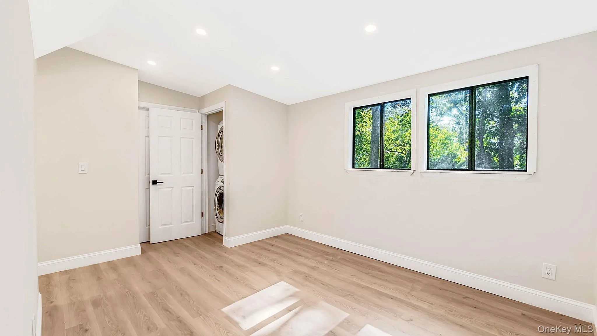 370 Boulder Street, Islip, NY, 3 Bedrooms Bedrooms, 7 Rooms Rooms,2 BathroomsBathrooms,Residential,For Rent,Boulder,0,1060169 370 Boulder Street, Islip, NY, 3 Bedrooms Bedrooms, 7 Rooms Rooms,2 BathroomsBathrooms,Residential,For Rent,Boulder,0,1060169
