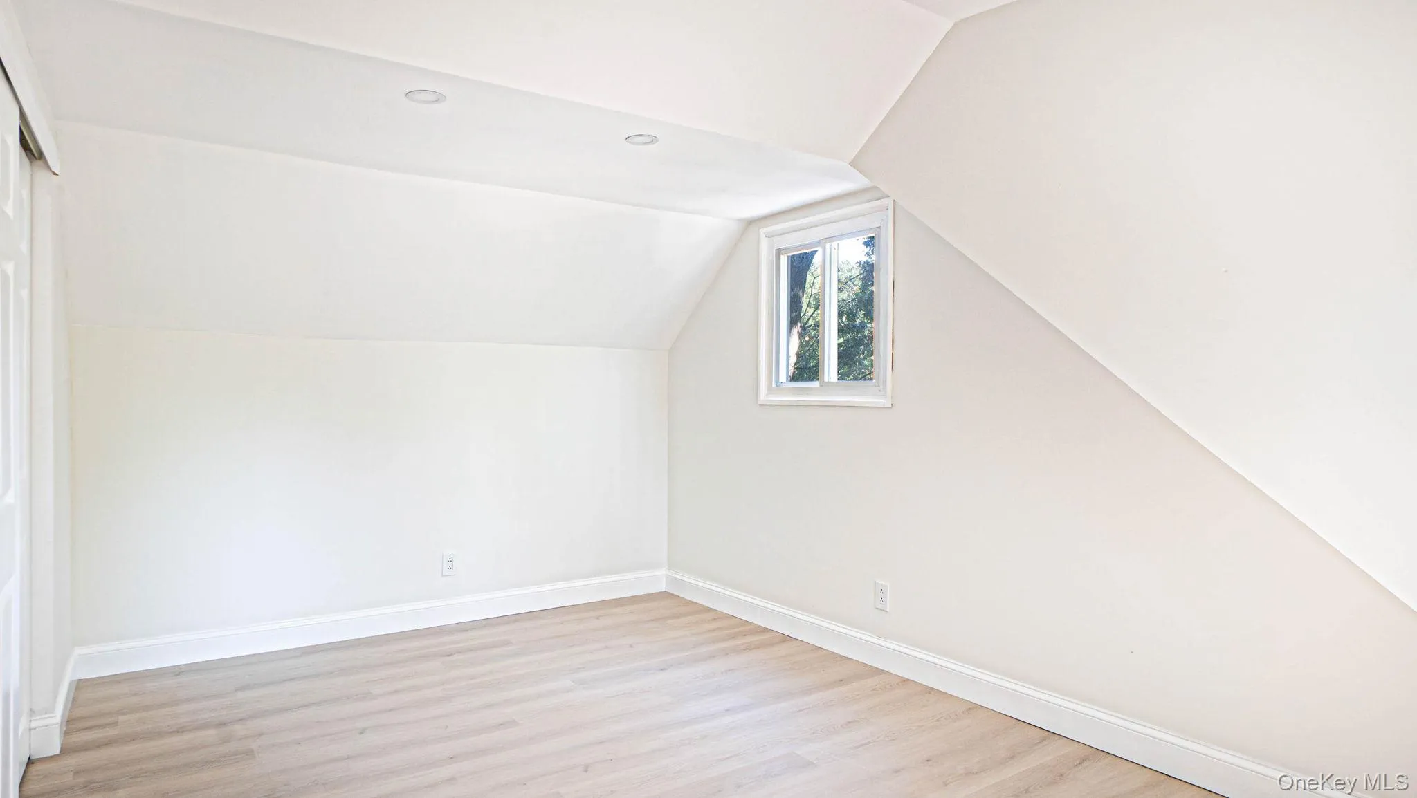 370 Boulder Street, Islip, NY, 3 Bedrooms Bedrooms, 7 Rooms Rooms,2 BathroomsBathrooms,Residential,For Rent,Boulder,0,1060169 370 Boulder Street, Islip, NY, 3 Bedrooms Bedrooms, 7 Rooms Rooms,2 BathroomsBathrooms,Residential,For Rent,Boulder,0,1060169