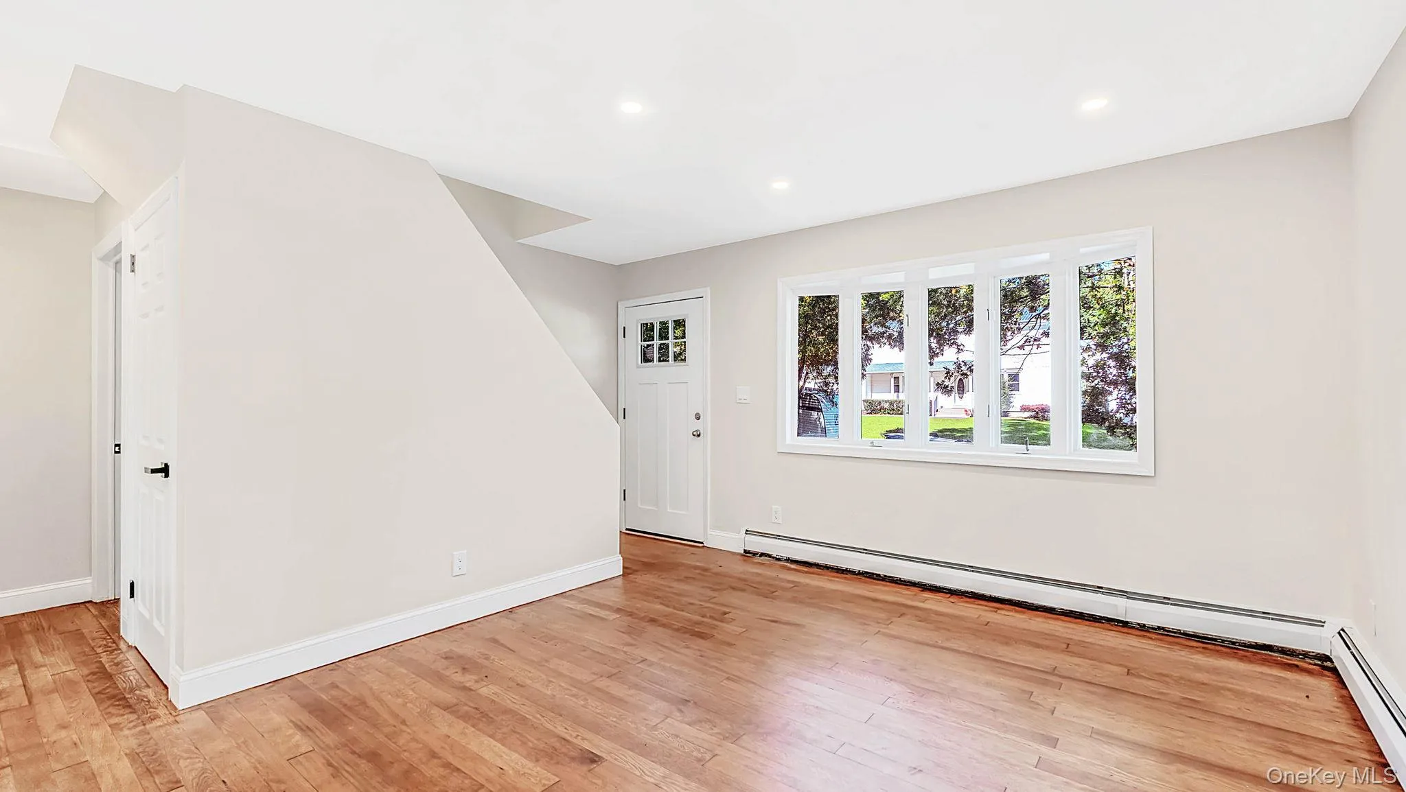 370 Boulder Street, Islip, NY, 3 Bedrooms Bedrooms, 7 Rooms Rooms,2 BathroomsBathrooms,Residential,For Rent,Boulder,0,1060169 370 Boulder Street, Islip, NY, 3 Bedrooms Bedrooms, 7 Rooms Rooms,2 BathroomsBathrooms,Residential,For Rent,Boulder,0,1060169