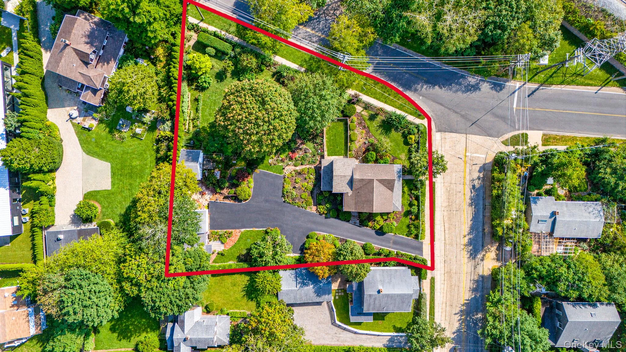 12 Collins Avenue, East Hampton, NY, 4 Bedrooms Bedrooms, 11 Rooms Rooms,3 BathroomsBathrooms,Residential,For Rent,Collins,0,1060179 12 Collins Avenue, East Hampton, NY, 4 Bedrooms Bedrooms, 11 Rooms Rooms,3 BathroomsBathrooms,Residential,For Rent,Collins,0,1060179