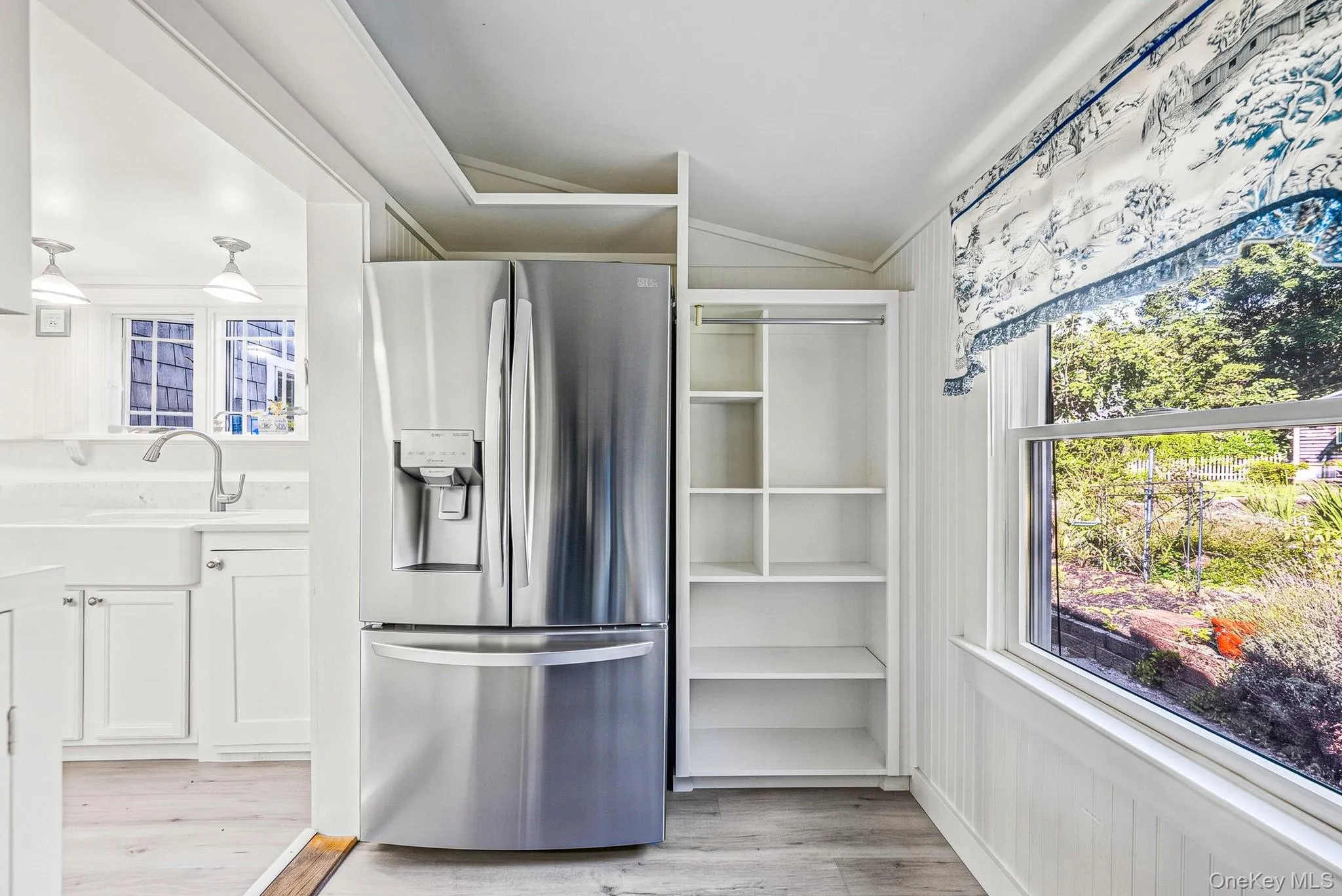 12 Collins Avenue, East Hampton, NY, 4 Bedrooms Bedrooms, 11 Rooms Rooms,3 BathroomsBathrooms,Residential,For Rent,Collins,0,1060179 12 Collins Avenue, East Hampton, NY, 4 Bedrooms Bedrooms, 11 Rooms Rooms,3 BathroomsBathrooms,Residential,For Rent,Collins,0,1060179